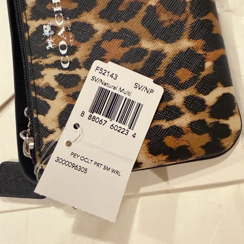 Coach Animal Print Wristlet - Picture 4 of 6